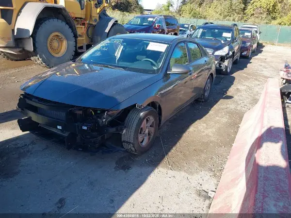 KMHLL4DG1RU647866 2024 HYUNDAI ELANTRA - Image 2