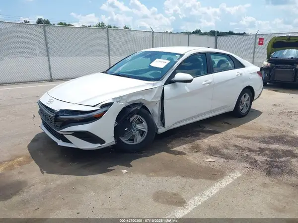 KMHLL4DG1RU685663 2024 HYUNDAI ELANTRA - Image 2