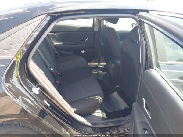 KMHLL4DG1RU725823 2024 HYUNDAI ELANTRA - Image 8