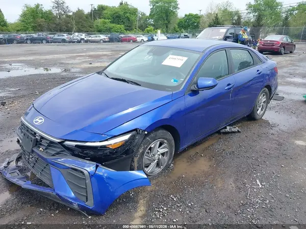 KMHLL4DG1RU727636 2024 HYUNDAI ELANTRA - Image 2
