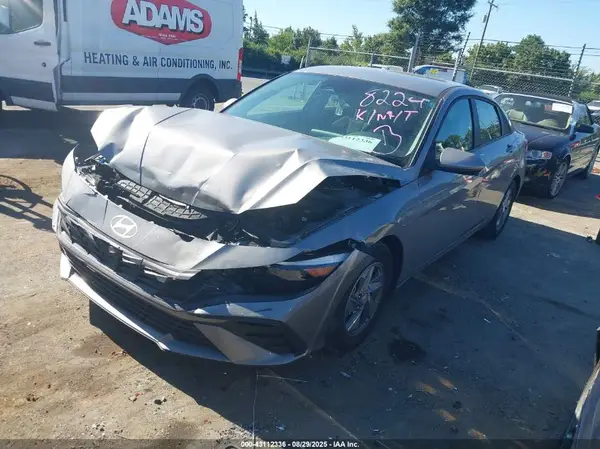KMHLL4DG1RU758224 2024 HYUNDAI ELANTRA - Image 2