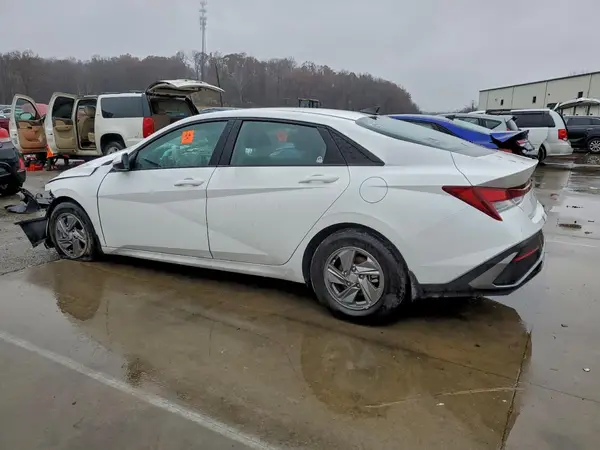 KMHLL4DG1RU786234 2024 HYUNDAI ELANTRA - Image 2