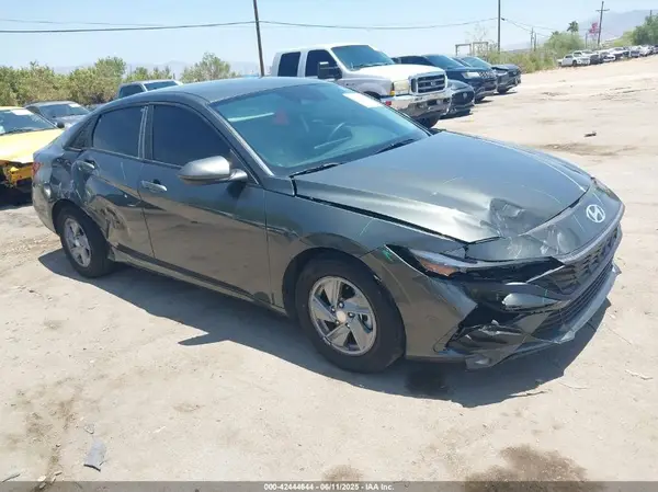 KMHLL4DG1RU797086 2024 HYUNDAI ELANTRA - Image 1