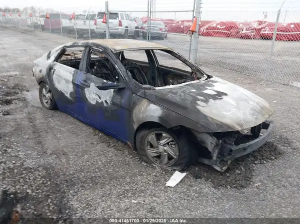 KMHLL4DG1RU818597 2024 HYUNDAI ELANTRA - Image 1