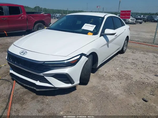KMHLL4DG1RU831396 2024 HYUNDAI ELANTRA - Image 2
