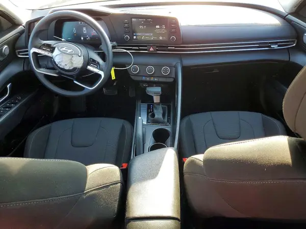 KMHLL4DG1SU002074 2025 HYUNDAI ELANTRA - Image 8