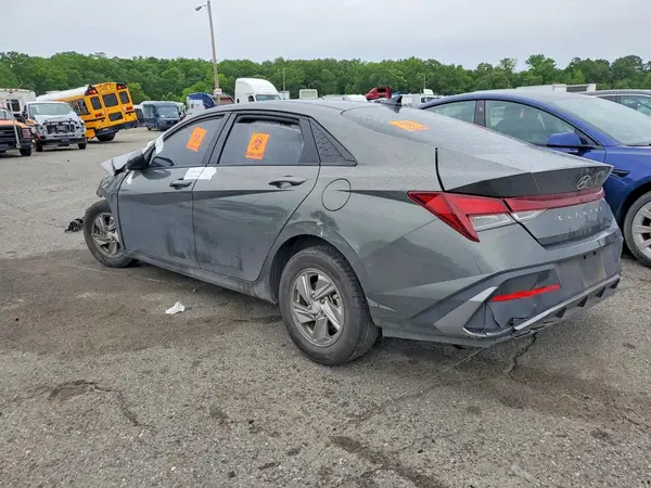 KMHLL4DG1SU855641 2025 HYUNDAI ELANTRA - Image 2