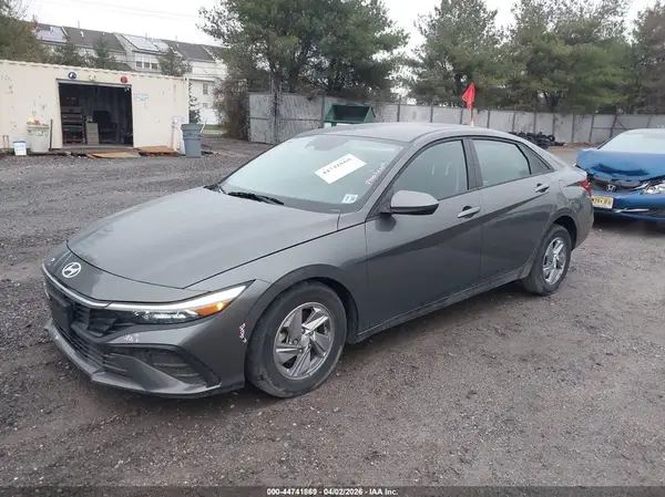 KMHLL4DG1SU941130 2025 HYUNDAI ELANTRA - Image 2