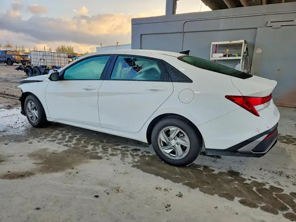 KMHLL4DG2RU680522 2024 HYUNDAI ELANTRA - Image 2