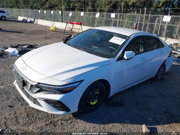 KMHLL4DG2RU694789 2024 HYUNDAI ELANTRA - Image 2
