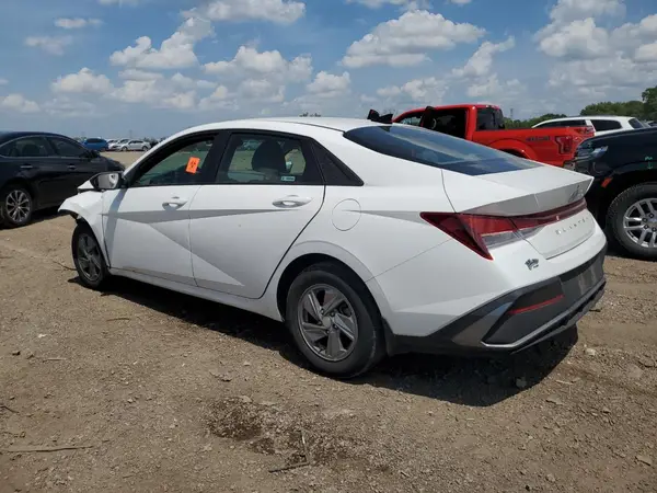 KMHLL4DG2RU744347 2024 HYUNDAI ELANTRA - Image 2