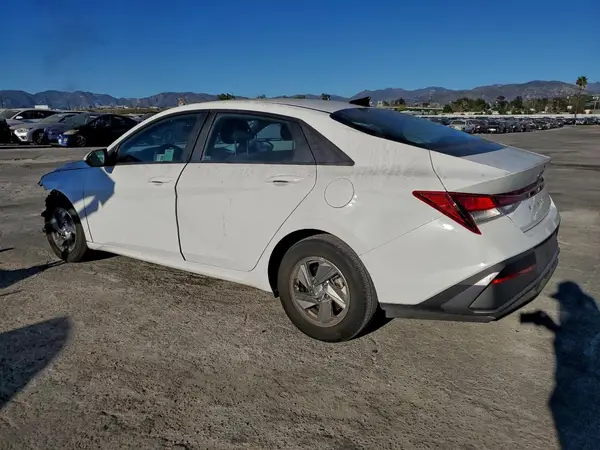 KMHLL4DG2RU762850 2024 HYUNDAI ELANTRA - Image 2