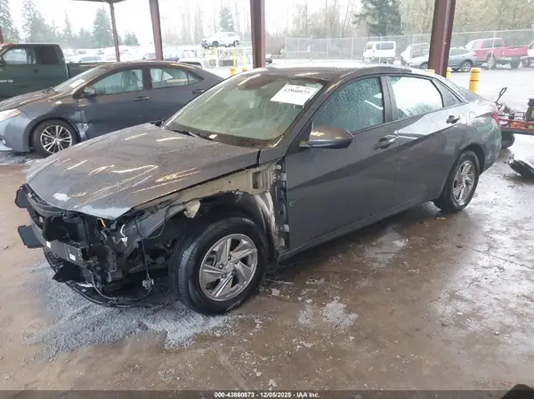 KMHLL4DG2RU784783 2024 HYUNDAI ELANTRA - Image 2
