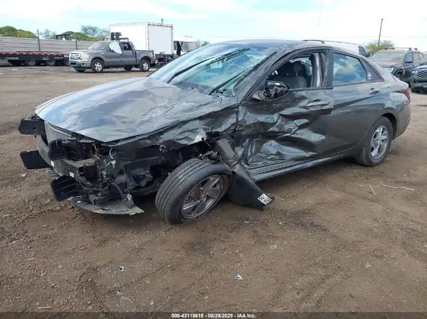 KMHLL4DG2RU795749 2024 HYUNDAI ELANTRA - Image 2