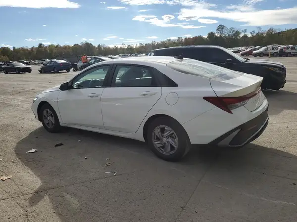 KMHLL4DG2RU824974 2024 HYUNDAI ELANTRA - Image 2