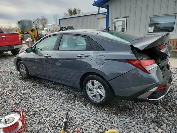 KMHLL4DG2RU830743 2024 HYUNDAI ELANTRA - Image 2