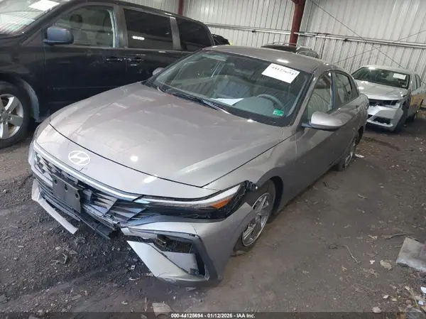 KMHLL4DG2RU834887 2024 HYUNDAI ELANTRA - Image 2