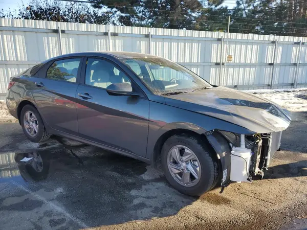 2024 HYUNDAI ELANTRA COPART lot 42371645 auction photo 4