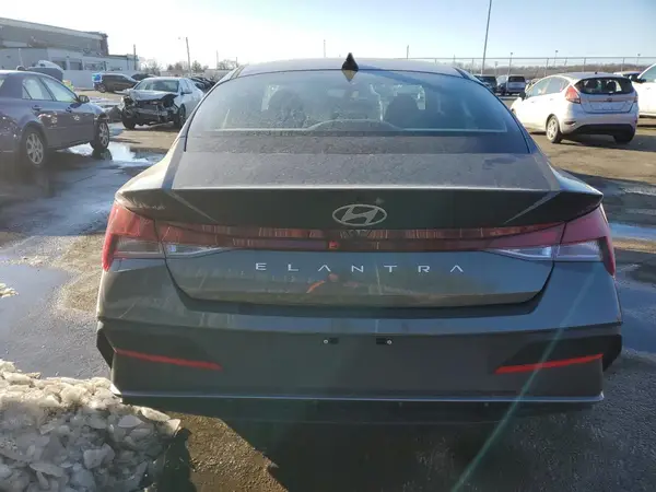 2024 HYUNDAI ELANTRA COPART lot 42371645 auction photo 6