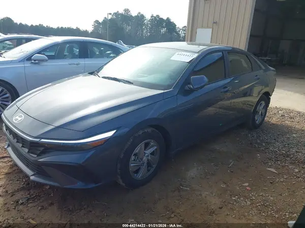 KMHLL4DG2SU052143 2025 HYUNDAI ELANTRA - Image 2
