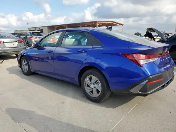 KMHLL4DG2SU077575 2025 HYUNDAI ELANTRA - Image 2
