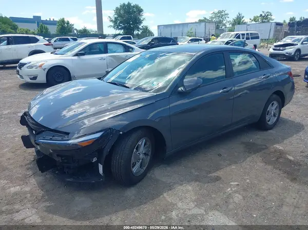 KMHLL4DG2SU854045 2025 HYUNDAI ELANTRA - Image 2
