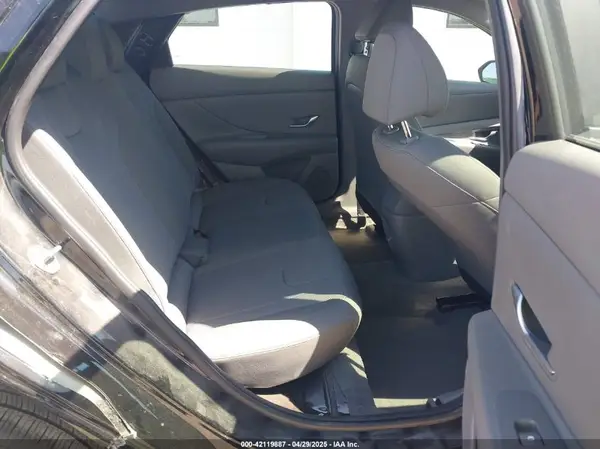 KMHLL4DG2SU860153 2025 HYUNDAI ELANTRA - Image 8