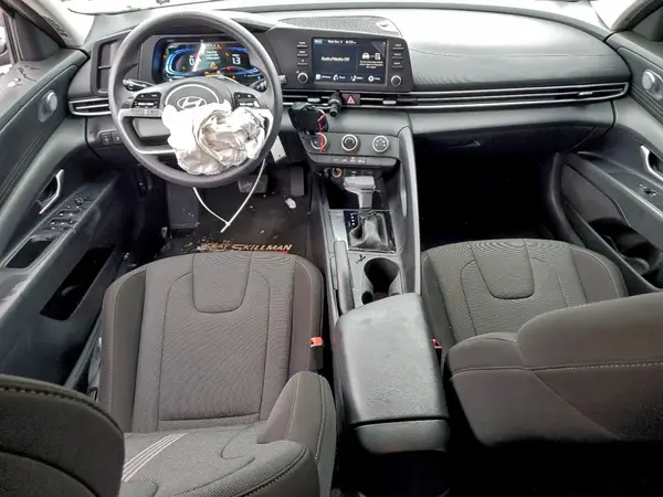 KMHLL4DG2SU889829 2025 HYUNDAI ELANTRA - Image 8