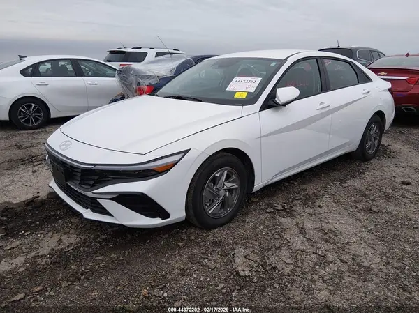 KMHLL4DG2SU914602 2025 HYUNDAI ELANTRA - Image 2