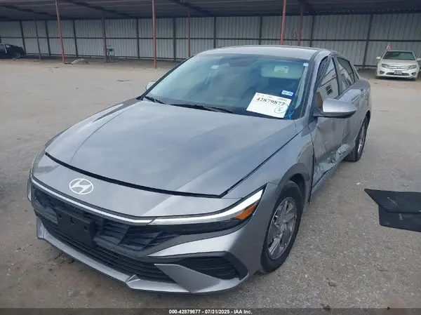 KMHLL4DG2SU915720 2025 HYUNDAI ELANTRA - Image 2