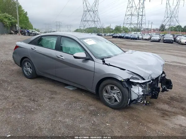 KMHLL4DG2SU938379 2025 HYUNDAI ELANTRA - Image 1