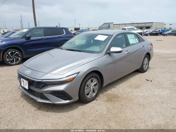 KMHLL4DG2SU948636 2025 HYUNDAI ELANTRA - Image 2