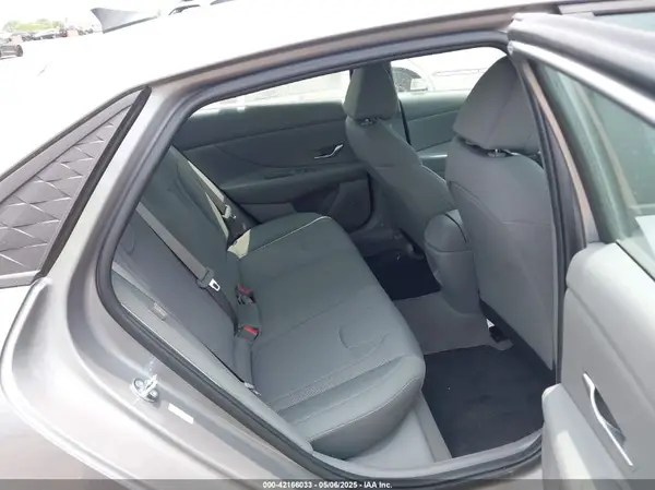 KMHLL4DG2SU948636 2025 HYUNDAI ELANTRA - Image 8
