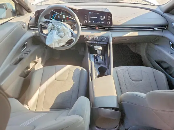 KMHLL4DG2SU967994 2025 HYUNDAI ELANTRA - Image 8