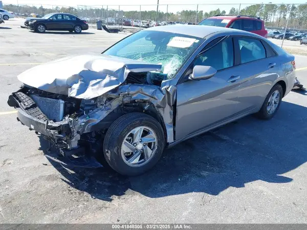 KMHLL4DG3RU639185 2024 HYUNDAI ELANTRA - Image 2