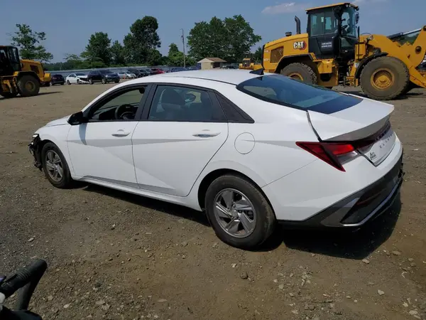 KMHLL4DG3RU643186 2024 HYUNDAI ELANTRA - Image 2