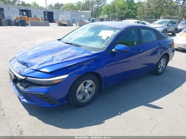 KMHLL4DG3RU781701 2024 HYUNDAI ELANTRA - Image 2