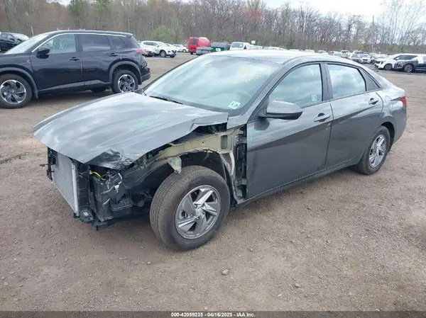 KMHLL4DG3RU784050 2024 HYUNDAI ELANTRA - Image 2