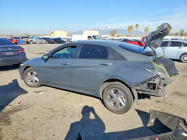 KMHLL4DG3RU814311 2024 HYUNDAI ELANTRA - Image 2