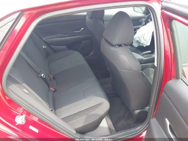 KMHLL4DG3RU824076 2024 HYUNDAI ELANTRA - Image 8