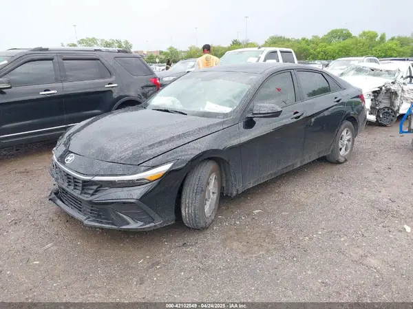 KMHLL4DG3RU829049 2024 HYUNDAI ELANTRA - Image 2