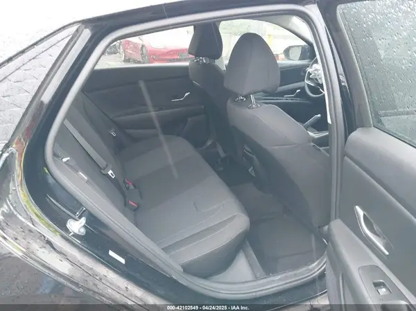 KMHLL4DG3RU829049 2024 HYUNDAI ELANTRA - Image 8