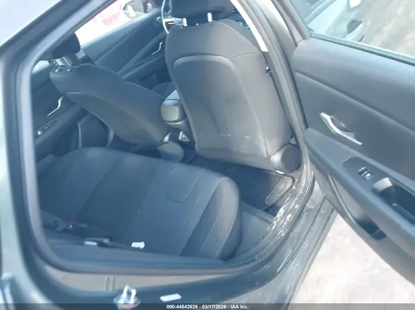 KMHLL4DG3SU865474 2025 HYUNDAI ELANTRA - Image 8