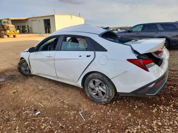 KMHLL4DG3SU910512 2025 HYUNDAI ELANTRA - Image 2