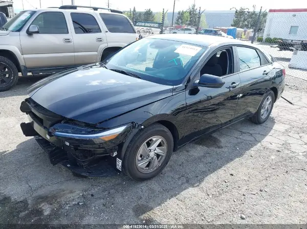 KMHLL4DG3SU911871 2025 HYUNDAI ELANTRA - Image 2