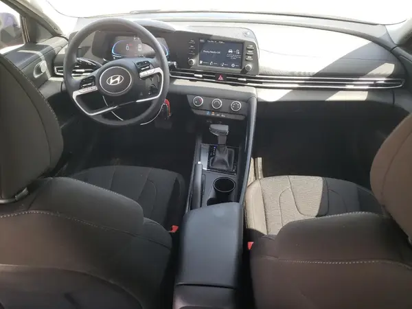 KMHLL4DG3SU917766 2025 HYUNDAI ELANTRA - Image 8