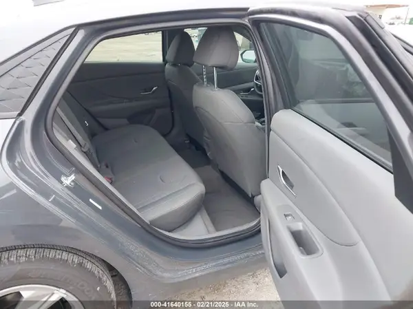 KMHLL4DG3SU918111 2025 HYUNDAI ELANTRA - Image 8