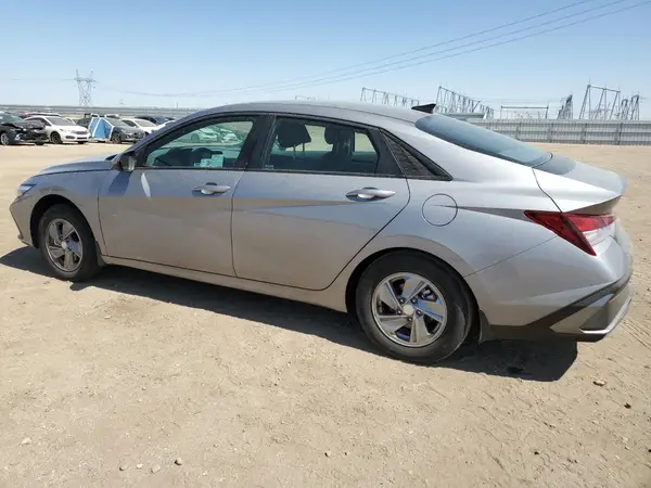 KMHLL4DG3SU946555 2025 HYUNDAI ELANTRA - Image 2