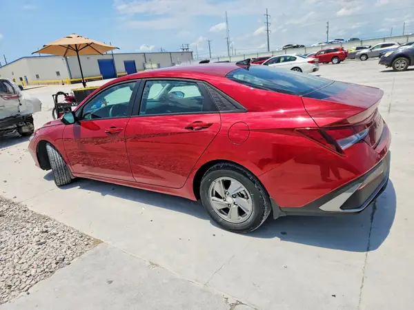 KMHLL4DG3SU954445 2025 HYUNDAI ELANTRA - Image 2