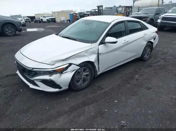 KMHLL4DG3SU987493 2025 HYUNDAI ELANTRA - Image 2